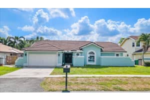 5750 SW 88th Ave, Cooper City, FL 33328 Sold 07/19/24