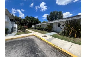 52 East Ct ., Royal Palm Beach, FL 33411 Sold 07/01/24