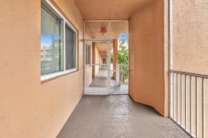 7715 Yardley Dr 201, Fort Lauderdale, FL 33321 Sold 09/12/24