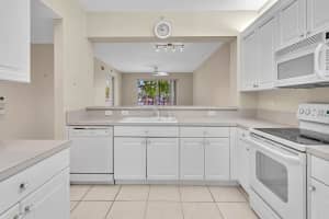 7715 Yardley Dr 201, Fort Lauderdale, FL 33321 Sold 09/12/24