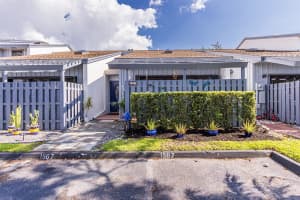 1567 Amanda St 1567, Hollywood, FL 33020 Sold 07/16/24