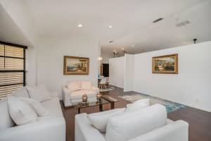 10677 NW 2nd Pl, Coral Springs, FL 33071 Sold 09/30/24