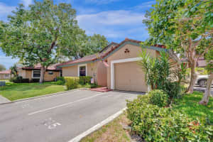 9075 W Sunrise Blvd, Plantation, FL 33322 Sold 07/26/24