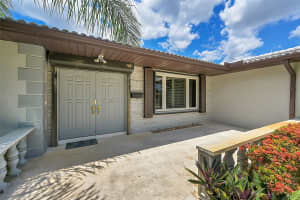 3900 N 37th Ave, Hollywood, FL 33021 Sold 12/09/24