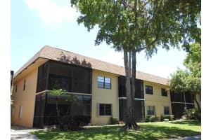 275 Gate Rd 104, Hollywood, FL 33024 Sold 09/05/24