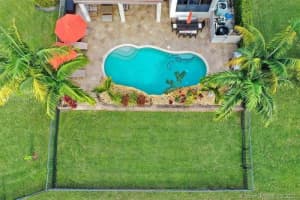 8554 NW 37th Ct, Cooper City, FL 33024 Sold 07/25/24