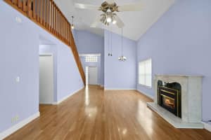 9452 NW 8th Cir, Plantation, FL 33324 Sold 07/25/24