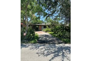 537 Lindell Blvd, Delray Beach, FL 33444 Sold 10/31/24