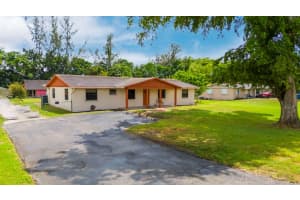 14230 SW 14th St, Davie, FL 33325 Sold 07/10/24