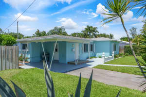 1901 NE 18th St, Fort Lauderdale, FL 33305 Sold 10/01/24