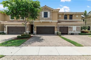 8431 Lakeview Trl, Parkland, FL 33076 Sold 09/06/24