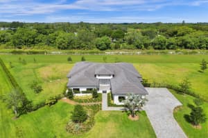 17820 Rolling Oaks Estates Drive, Southwest Ranches, FL 33331 Sold 12/18/24