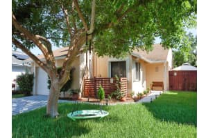 10931 SW 10th St, Pembroke Pines, FL 33025 Sold 10/28/24