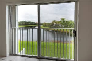188 Riviera Cir, Weston, FL 33326 Sold 09/17/24