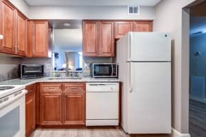 370 NW 76th Ave 202, Margate, FL 33063 Sold 09/09/24