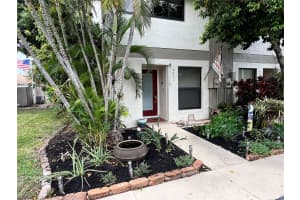 3050 S Oakland Forest Dr 2001, Oakland Park, FL 33309 Sold 07/18/24