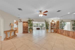701 NW 34th St, Oakland Park, FL 33309 Sold 10/18/24