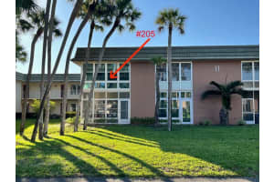 17 Vista Gardens Trl 205, Vero Beach, FL 32962 Sold 09/20/24