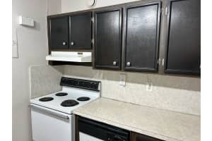 3123 Oakland Shores Dr 212, Oakland Park, FL 33309 Sold 07/11/24