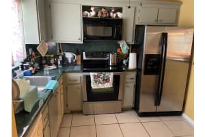 9350 Sunrise Lakes Blvd 208, Sunrise, FL 33322 Sold 09/19/24