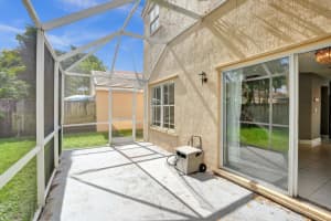 6183 Navajo Ter, Margate, FL 33063 Sold 08/09/24