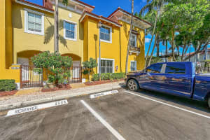 3102 Merrick Ter 2002, Pompano Beach, FL 33063 Sold 08/14/24