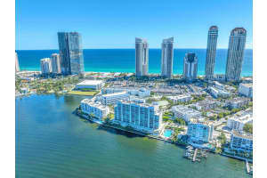 18100 N Bay Rd 806, Sunny Isles Beach, FL 33160 Sold 10/21/24