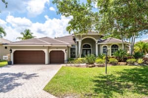 10642 NW 69th Pl, Parkland, FL 33076 Sold 07/25/24