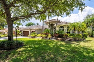 10642 NW 69th Pl, Parkland, FL 33076 Sold 07/25/24