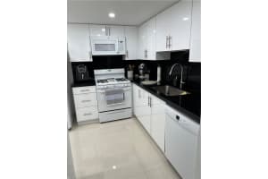 18111 NW 68th Ave I-105, Hialeah, FL 33015 Sold 02/21/25