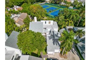 1941 S Oak Haven Cir, Miami, FL 33179 Sold 09/24/24