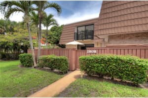 2808 SW 12 St 2808, Deerfield Beach, FL 33442 Sold 07/24/24