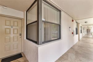 MLS# F10444272, Sunrise, Florida 33322