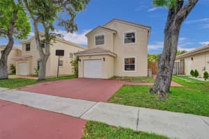 6326 Duval Dr, Margate, FL 33063 Sold 07/30/24
