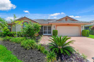 6104 Golf Villas Dr, Boynton Beach, FL 33437 Sold 08/29/24