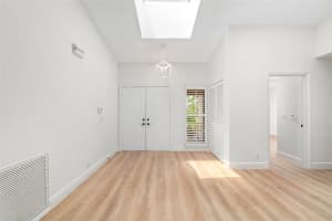 6104 Golf Villas Dr, Boynton Beach, FL 33437 Sold 08/29/24