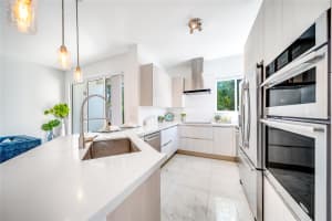902 NE 16th Ter 902, Fort Lauderdale, FL 33304 Sold 03/18/25