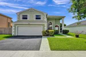 710 Rock Hill Ave, Davie, FL 33325 Sold 10/28/24