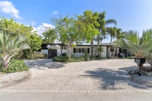 2501 SE 4th St, Pompano Beach, FL 33062 Sold 10/16/24