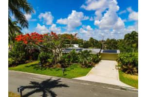 2433 NE 26th Ave, Fort Lauderdale, FL 33305 Sold 10/03/24
