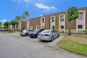 11568 NW 1st St 11568, Plantation, FL 33325 Sold 10/11/24