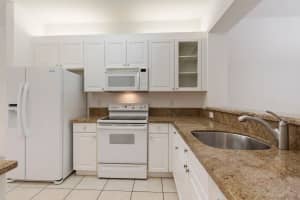 7755 Yardley Dr 303, Fort Lauderdale, FL 33321 Sold 09/25/24