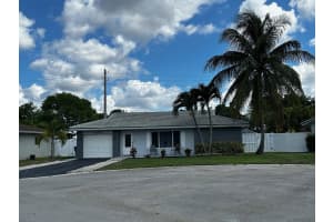 9403 NW 80th Place, Tamarac, FL 33321 Sold 10/30/24