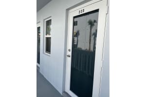604 NE 2nd St 223, Dania Beach, FL 33004 Sold 11/26/24