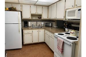 604 NE 2nd St 223, Dania Beach, FL 33004 Sold 11/26/24