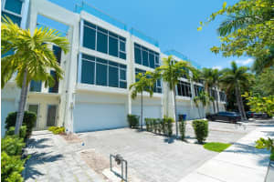 205 Hendricks Isle, Fort Lauderdale, FL 33301 Sold 12/16/24