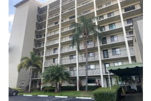 2112 S Cypress Bend Dr 908, Pompano Beach, FL 33069 Sold 11/25/24