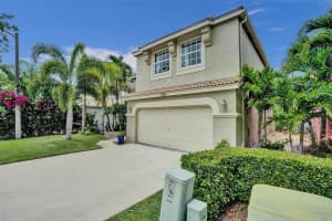1188 Oakwater Dr, Royal Palm Beach, FL 33411 Sold 10/29/24