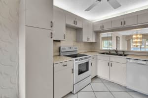 7340 N Devon Dr 111, Fort Lauderdale, FL 33321 Sold 11/14/24