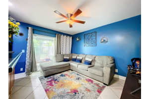 6582 Bayfront Dr, Margate, FL 33063 Sold 07/23/24